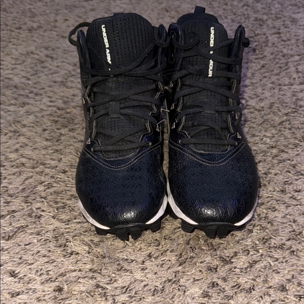 Under Armour Black Football Cleats